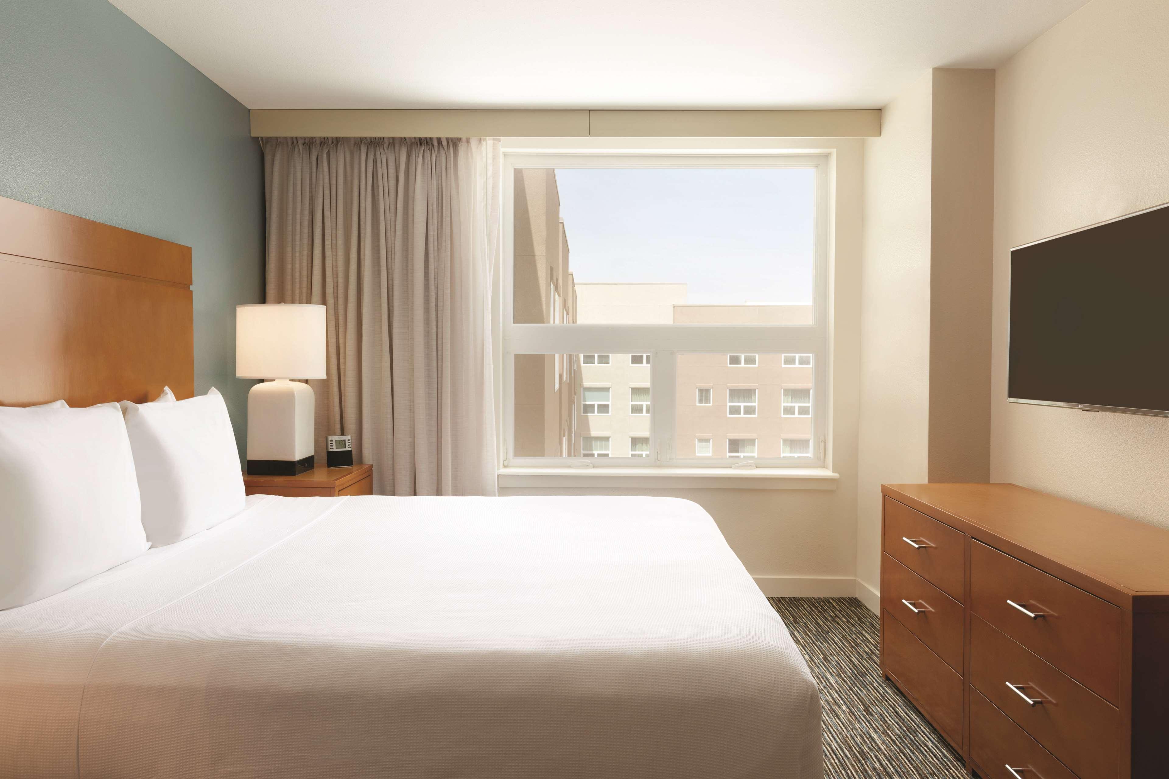Two-Bedroom King Suite