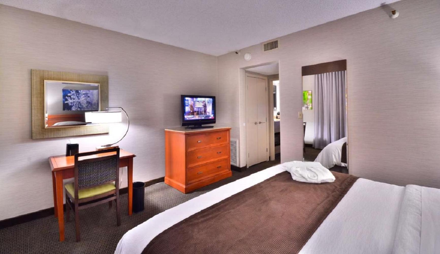Two-Room King Suite - Non-Smoking