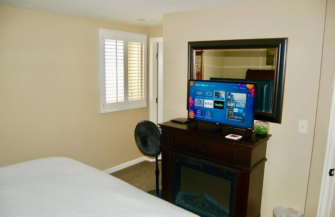 Denver Blue Bear Den 3Br 2Ba & Spa-1