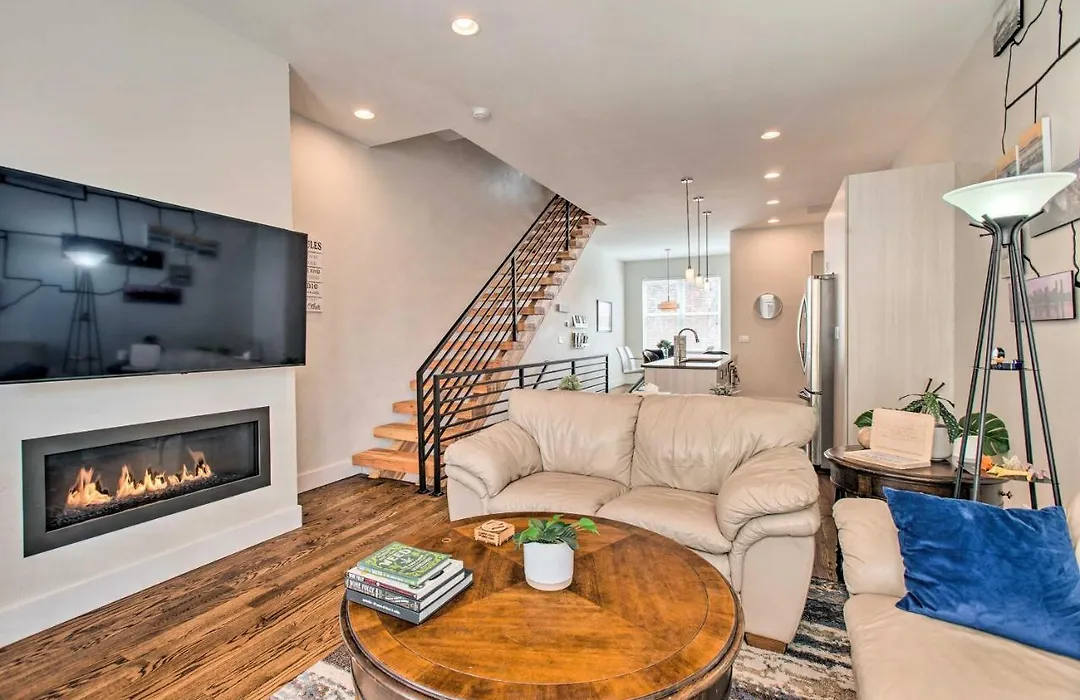 Rooftop Deck & City Views: Denver Abode!-1