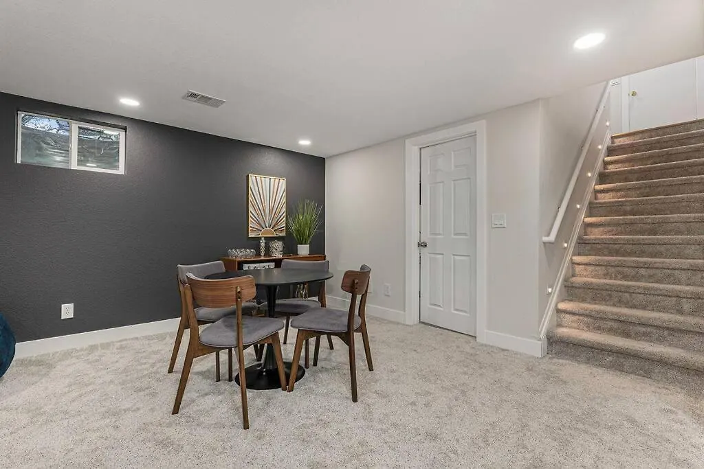 Mile Hi: Amenities Galore-1
