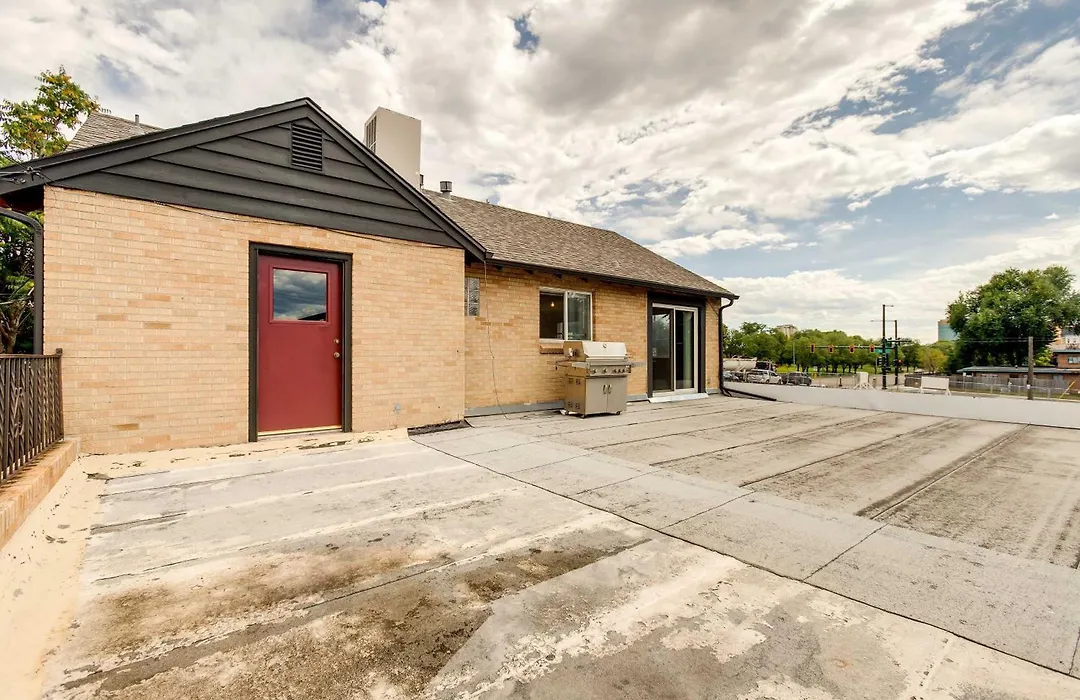 3 Mi To Denver Zoo Cherry Creek Duplex!-1
