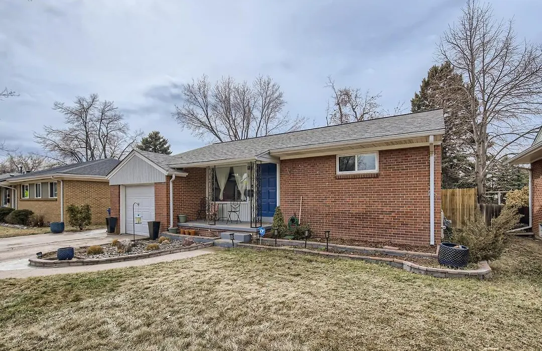 Ranch-Style Home Retreat Walk To Light Rail-1