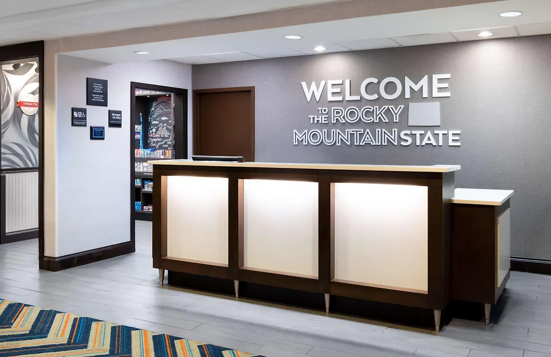 Hampton Inn Denver-International Airport-1