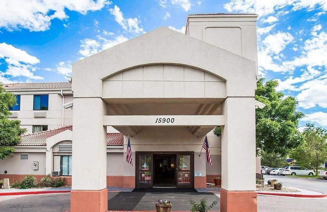 Econo Lodge Denver International Airport-1