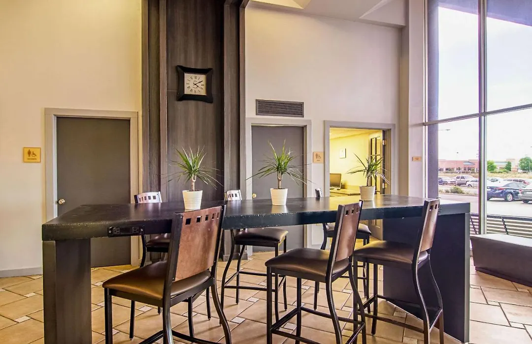 Quality Inn & Suites Denver Stapleton-1