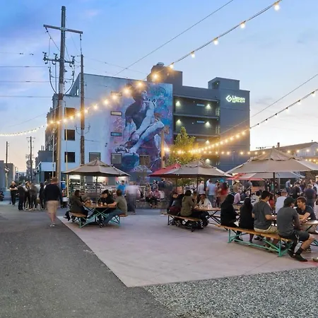 Rino Art Lofts - Urban Cowboy Loft! Skyline Views!-3