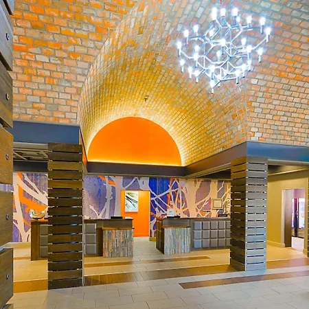 Embassy Suites By Hilton Denver Central Park-3