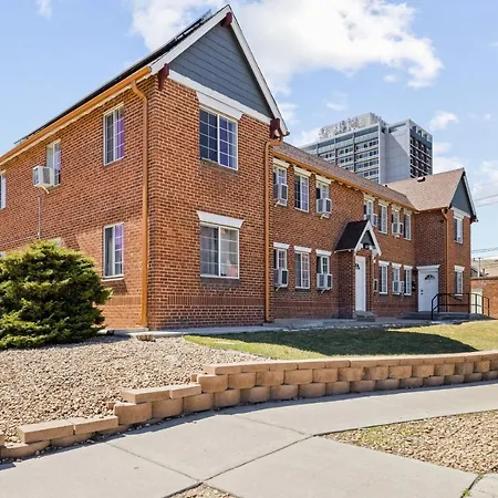 Modern Comfort - King Beds - Walk To Sloans Lake-3