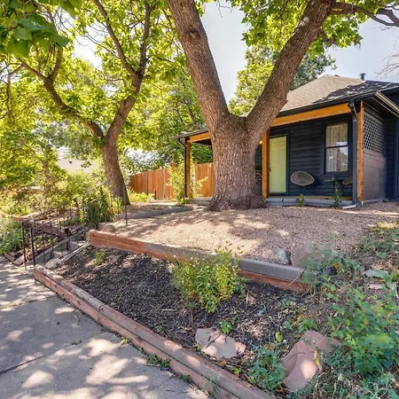 Outdoor Oasis With Fire Pit Denver Home-2