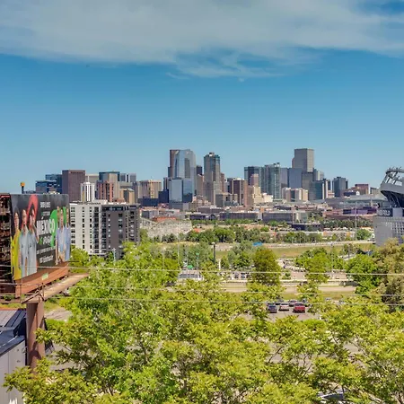 Luxe Denver Townhome Hot Tub And City Views!-3
