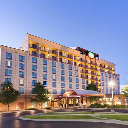 Courtyard By Marriott Denver Airport-3