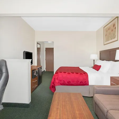 Ramada By Wyndham Denver International Airport-3