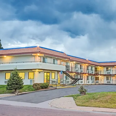Knights Inn Aurora-2